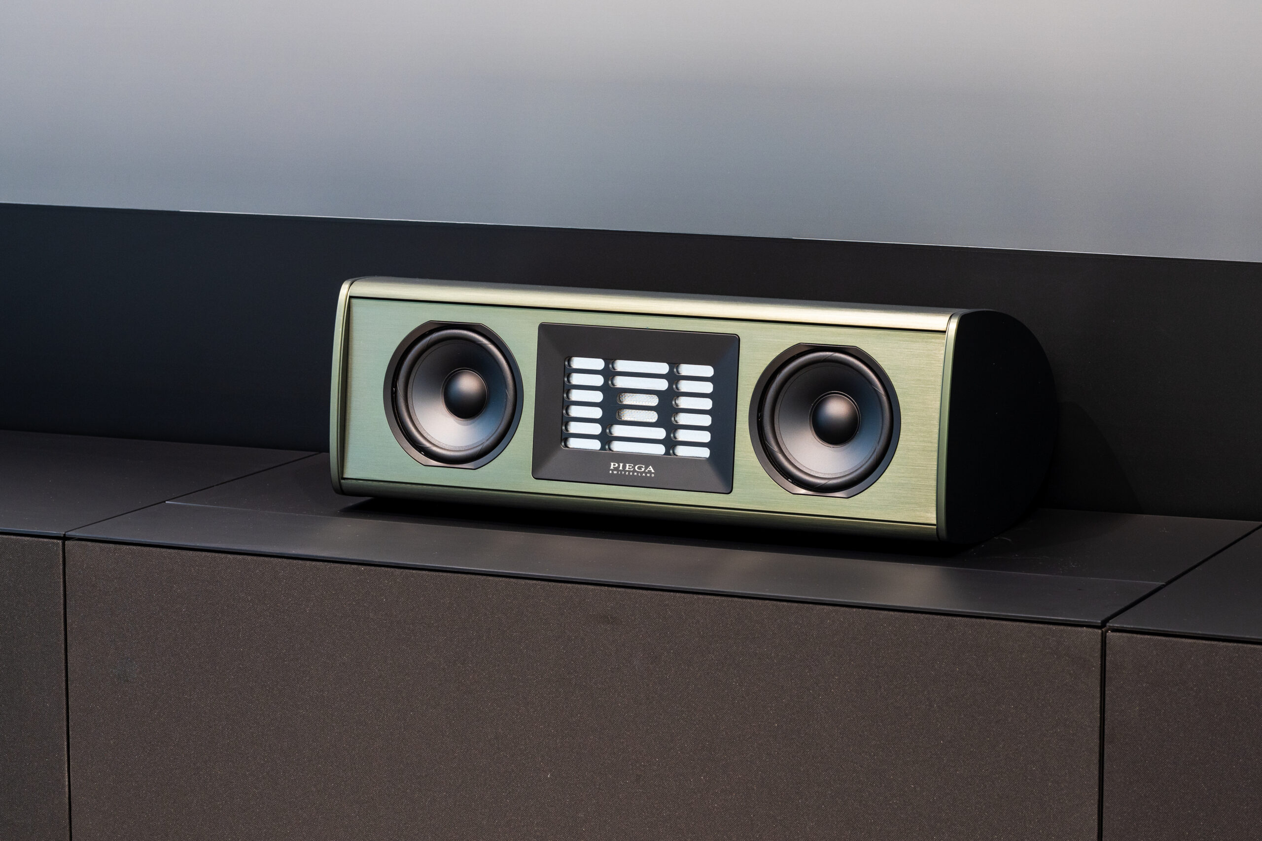 Piega - Coax Center 211